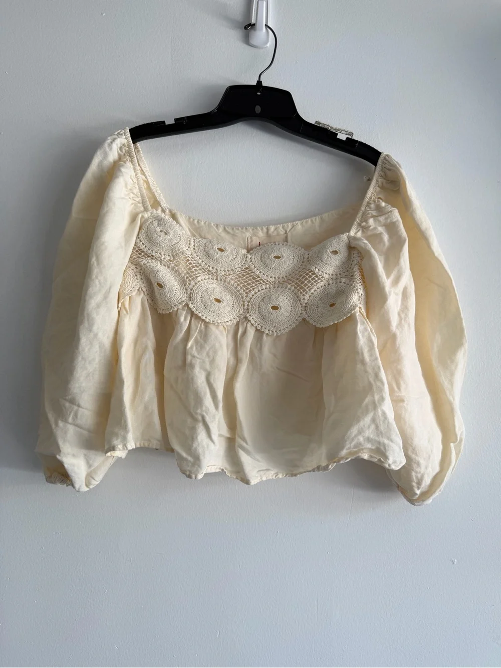 Anthropologie Women's Cream Lace Babydoll Crop Top Size Small 8533